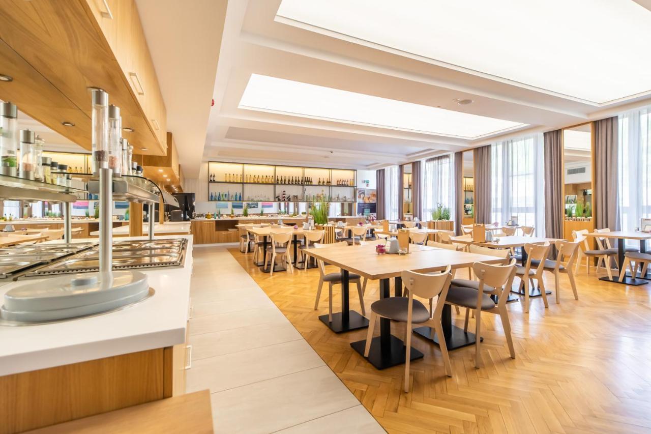Seapark Hotel Wellness & Spa 科沃布热格 外观 照片