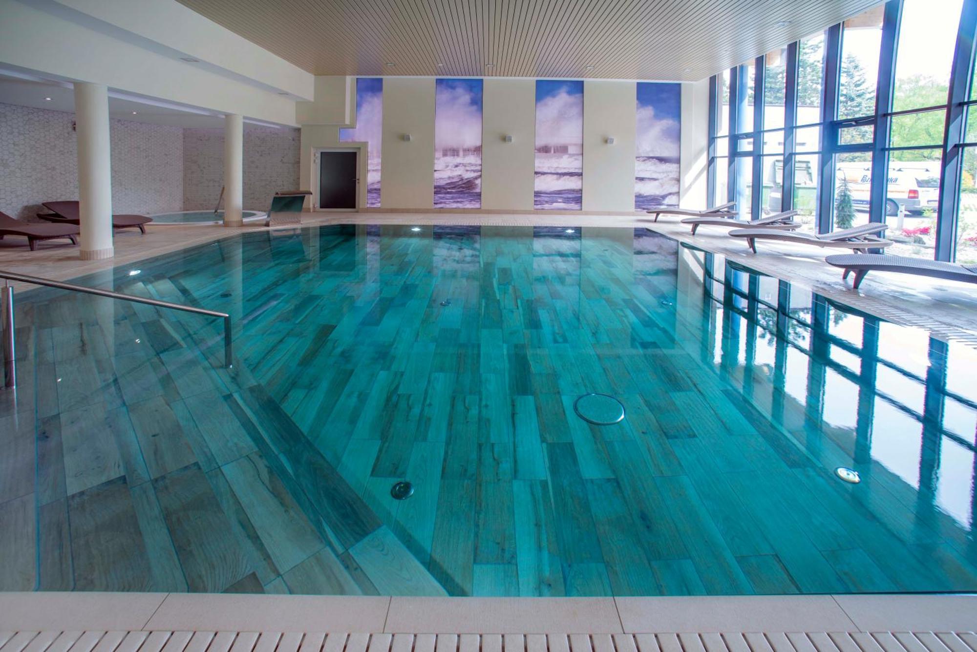 Seapark Hotel Wellness & Spa 科沃布热格 外观 照片