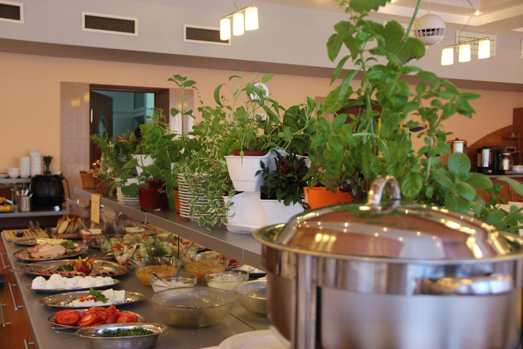 Seapark Hotel Wellness & Spa 科沃布热格 外观 照片